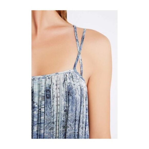 BCBGeneration Strappy Pleated Shift Mini Tempest Festival blue Dress Size XS - Picture 12 of 12